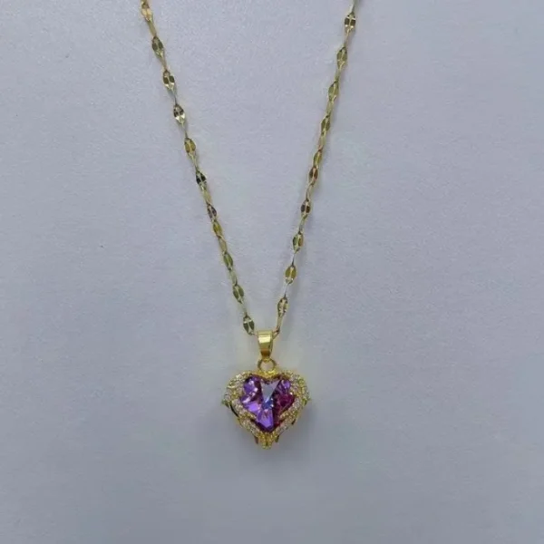 e1cecc52-a2d1-4027-a584-3f5bdcb0a6b5.webp Crystal Purple Heart Pendant Gold Chain Necklace
